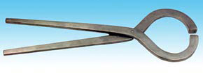 PINZA PARA EXAMINAR CASCOS 33 CM.