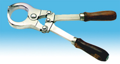 PINZA PARA CASTRAR TERNEROS MORUECOS Y CERDOS